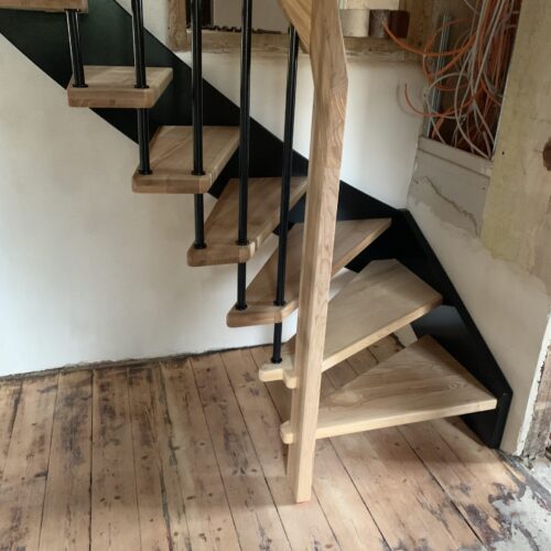 Holztreppen aus Polen für Brunn am Gebirge